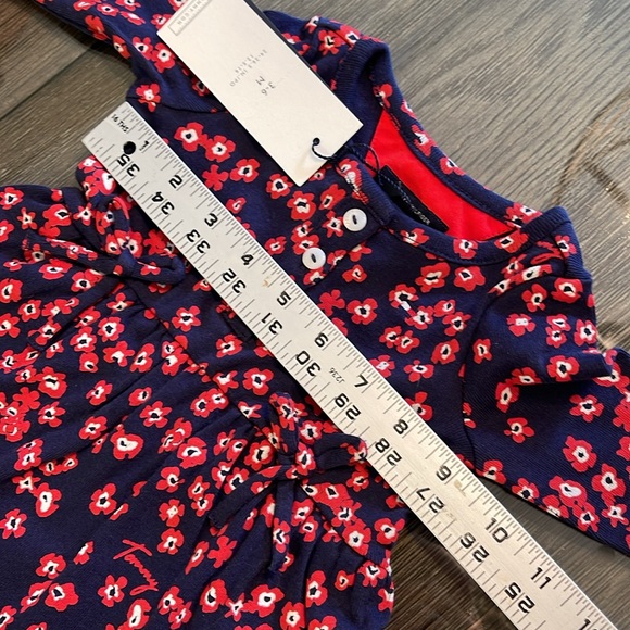 Tommy Hilfiger 3-6 mos Infant - Baby Dress Navy Blue Red Flowers New with Tags - Picture 14 of 15